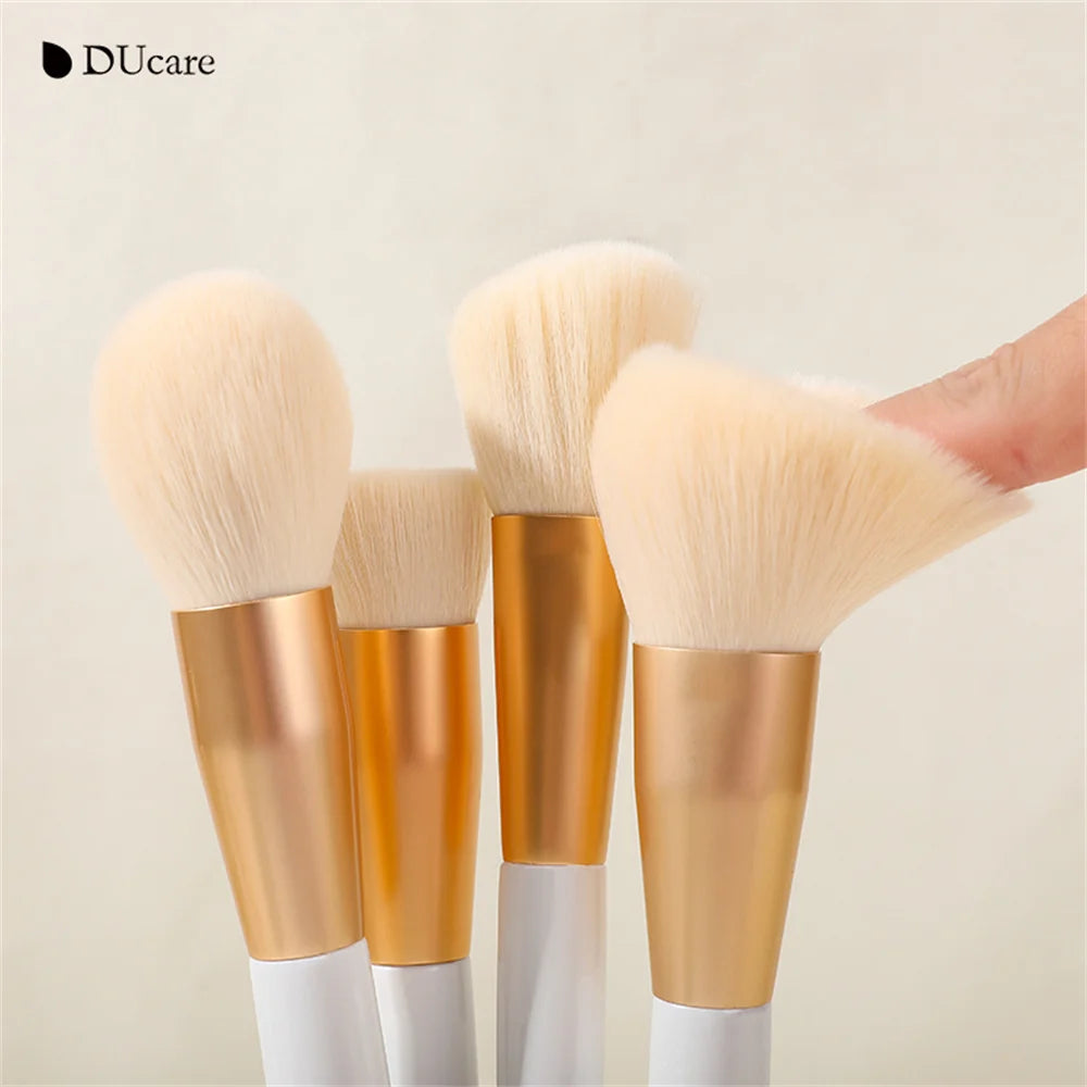 DUcare Highlighter Brush Multifunctional Makeup Brushes Goat Hair Blending Make up Brushes Eyebrow Eyeshadow Brush Makeup Tools