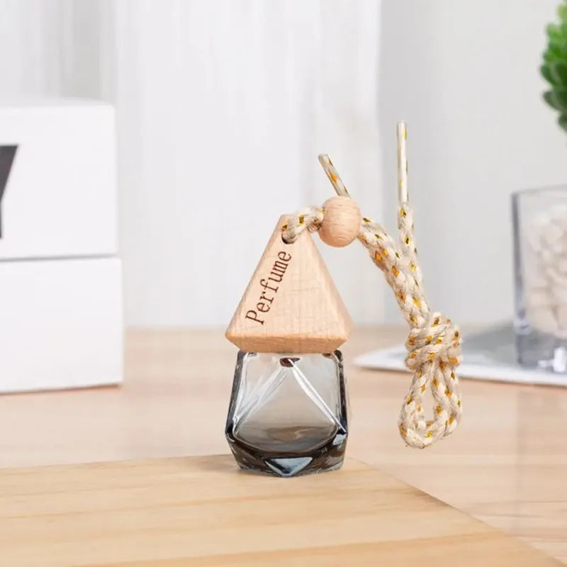 1PC Mini Hanging Perfume Bottle, Car Diffuser , Air Conditioner  Ornament,  Interior Accessories 8ml